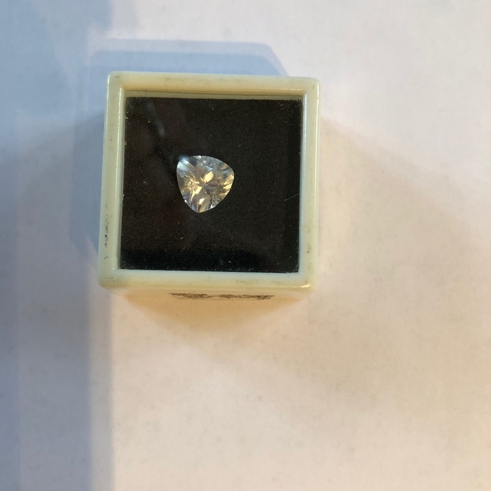 Semi-precious approx  4.2 ct  white triangle stone
